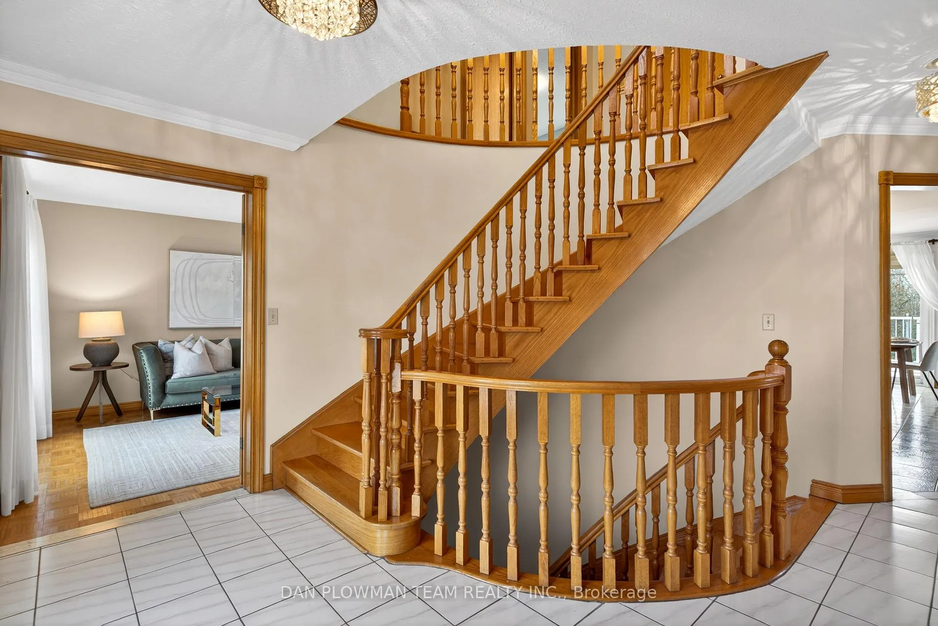 Photo 5 of 357 Powell Road, Whitby, Blue Grass Meadows — HOMEH