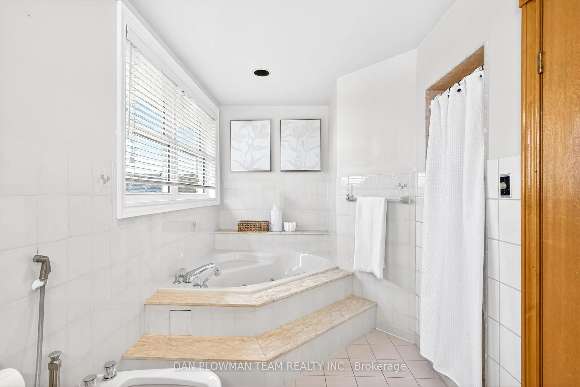 Photo 25 of 357 Powell Road, Whitby, Blue Grass Meadows — HOMEH