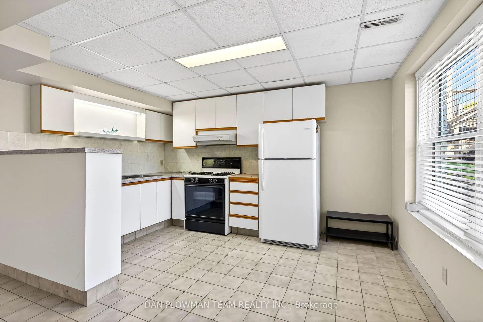 Photo 34 of 357 Powell Road, Whitby, Blue Grass Meadows — HOMEH