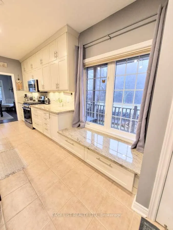 Photo 7 of 111 Parkview Lane, Guelph/Eramosa, Rockwood — HOMEH