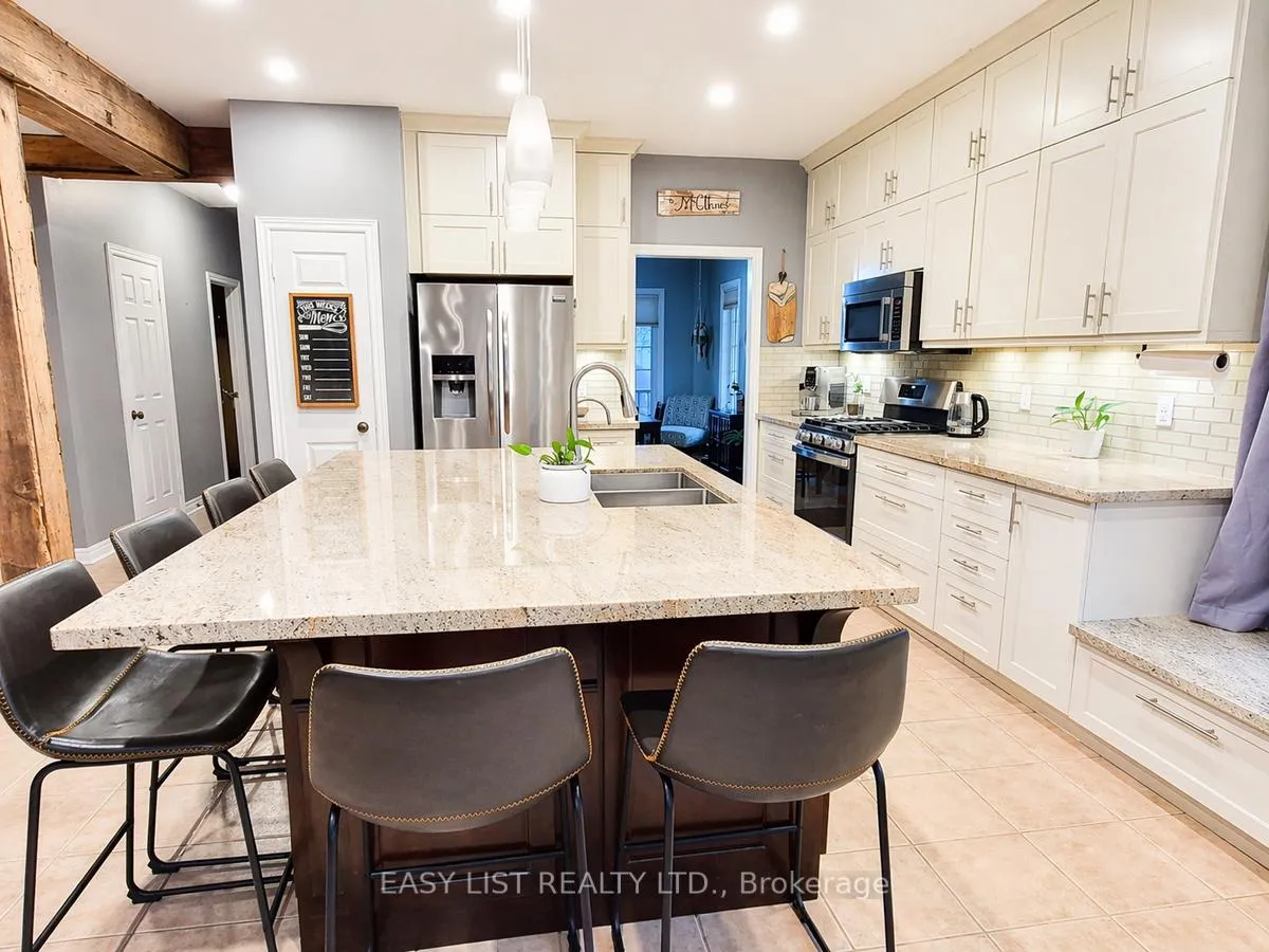 Photo 8 of 111 Parkview Lane, Guelph/Eramosa, Rockwood — HOMEH
