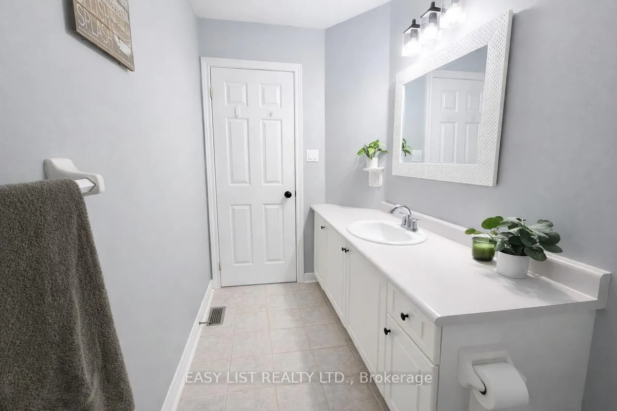 Photo 23 of 111 Parkview Lane, Guelph/Eramosa, Rockwood — HOMEH