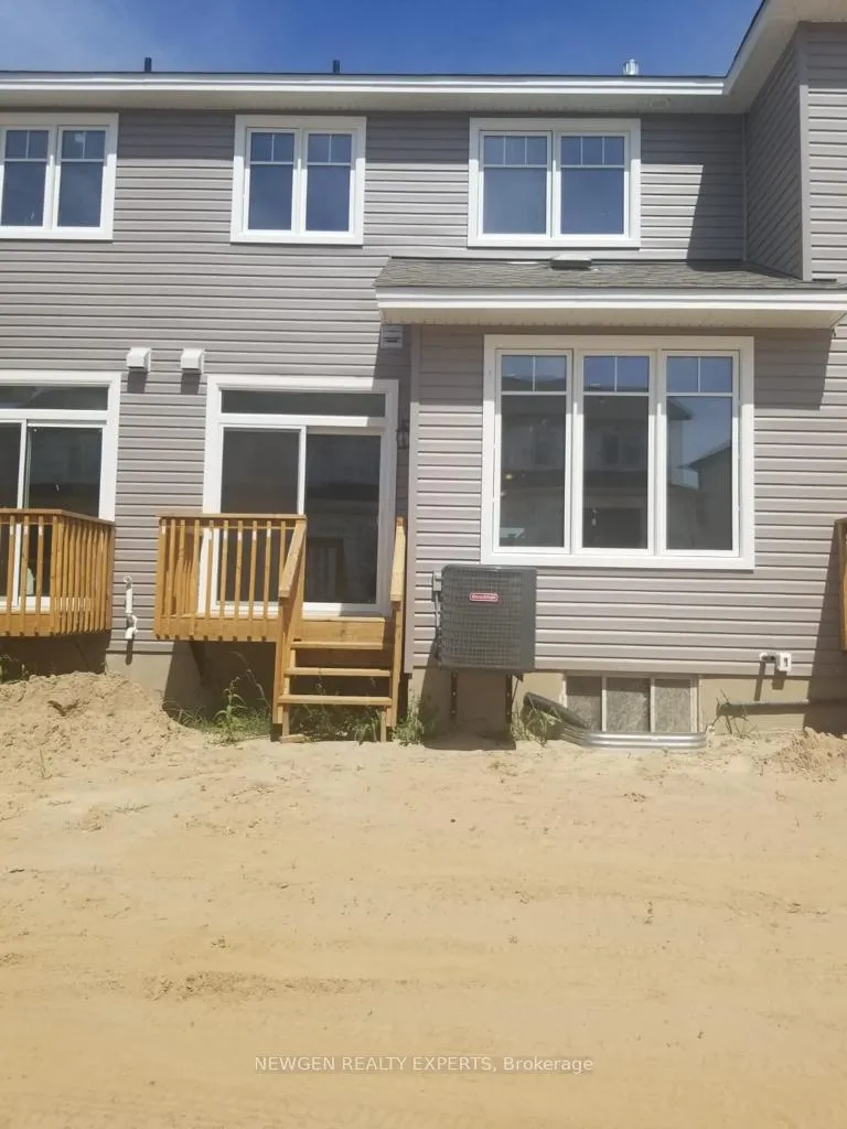 Photo 9 of 1510 Scarlet Street, Kingston, Kingston East (Incl Barret Crt) — HOMEH