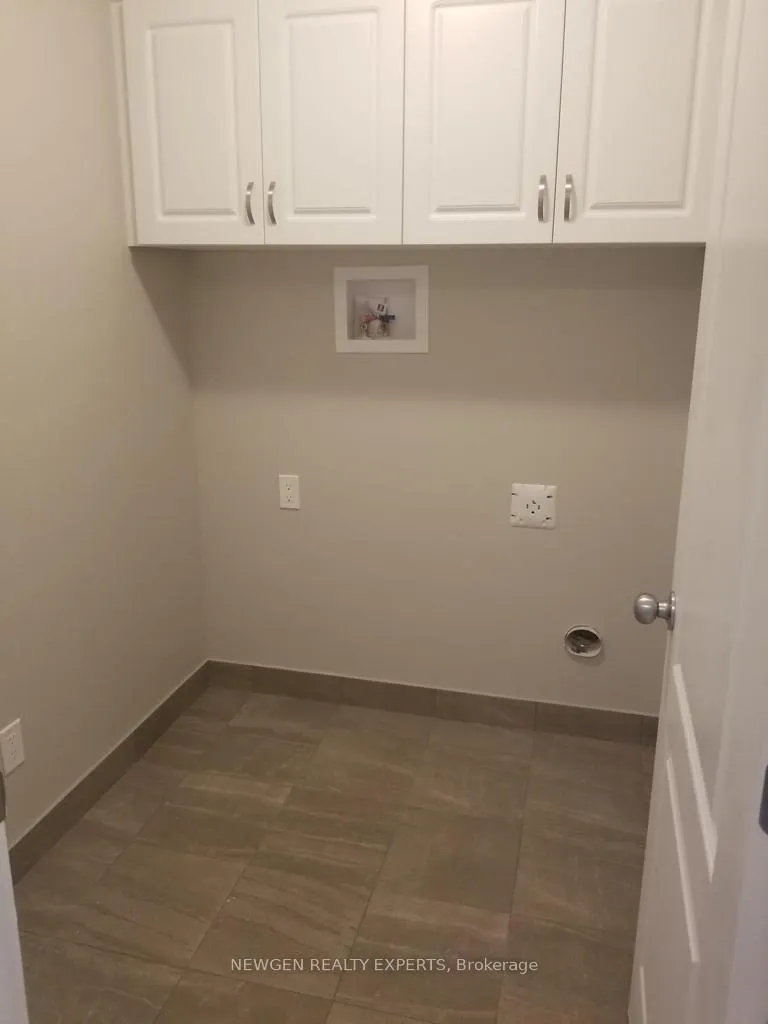 Photo 16 of 1510 Scarlet Street, Kingston, Kingston East (Incl Barret Crt) — HOMEH