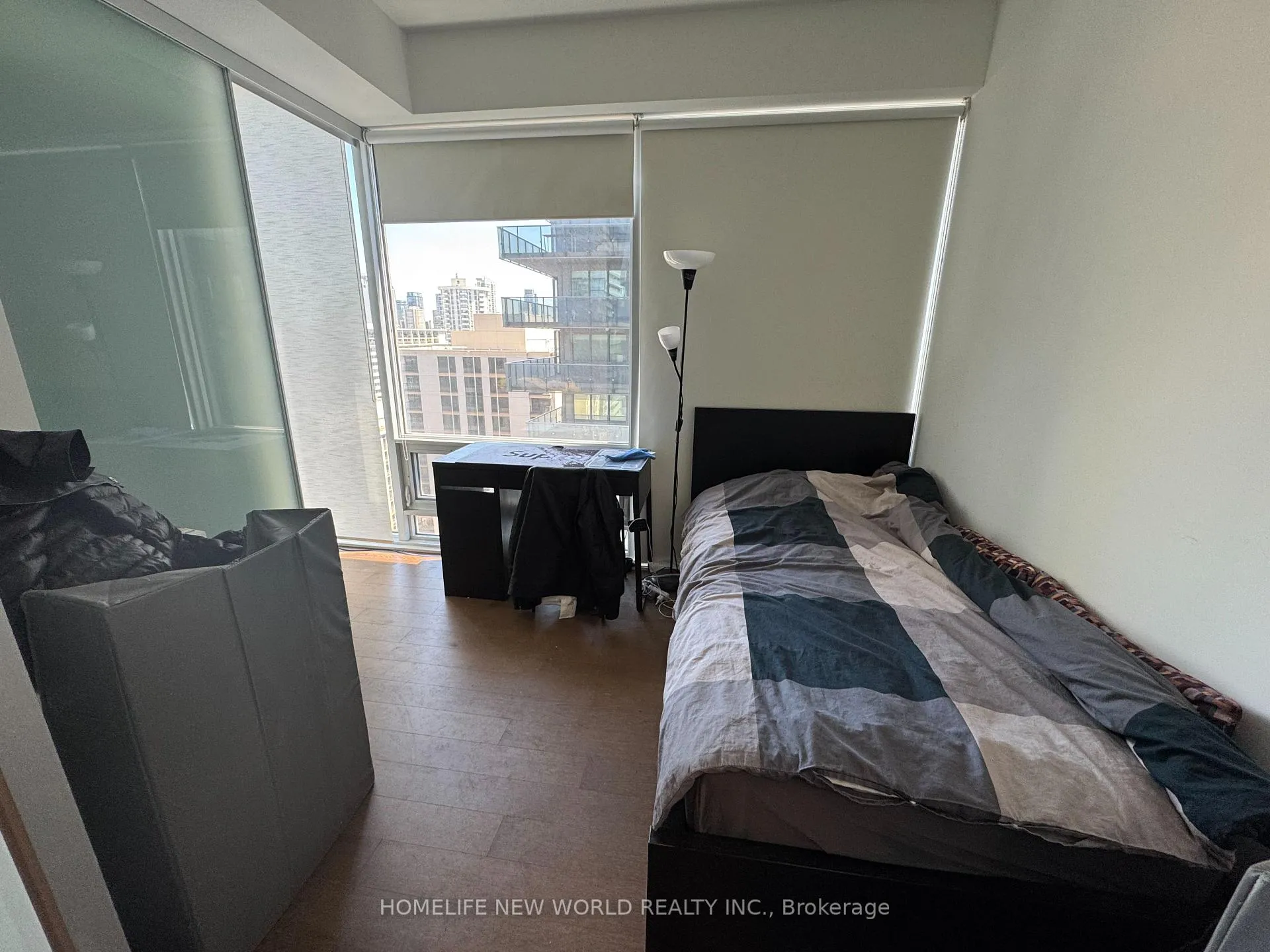 Photo 5 of Unit 1709, 15 Grenville Street, Toronto, Bay Street Corridor — HOMEH