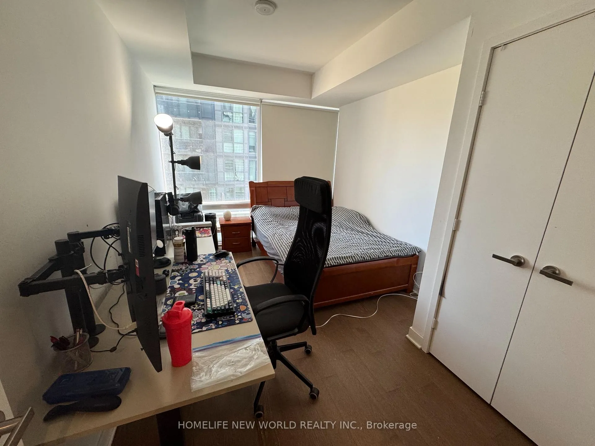 Photo 8 of Unit 1709, 15 Grenville Street, Toronto, Bay Street Corridor — HOMEH