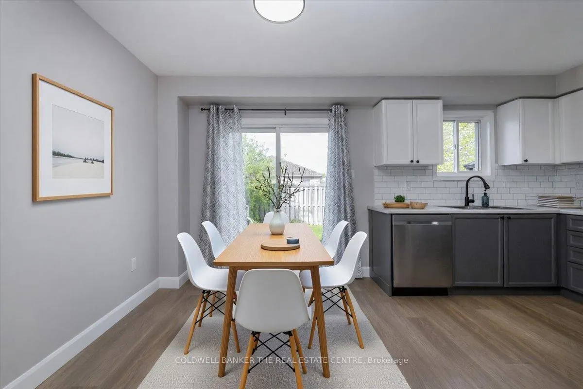 Photo 8 of 25 Coleman Drive, Barrie, Edgehill Drive — HOMEH