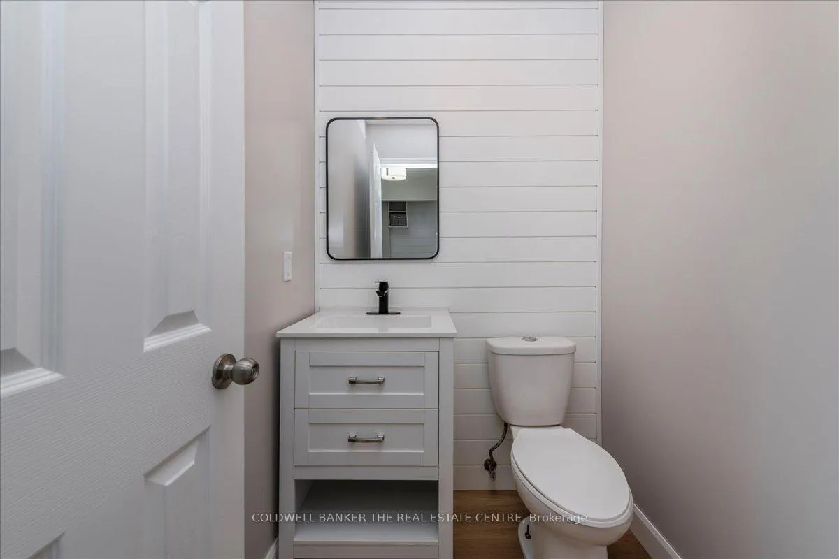 Photo 11 of 25 Coleman Drive, Barrie, Edgehill Drive — HOMEH