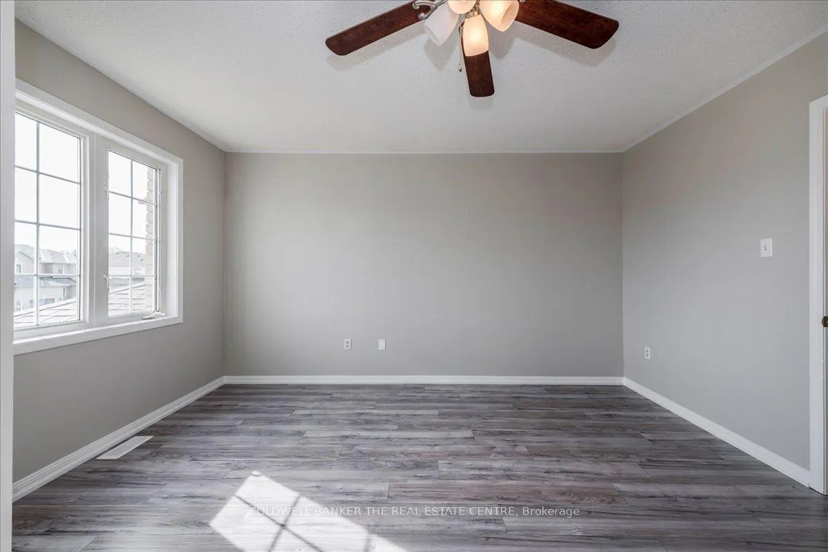 Photo 14 of 25 Coleman Drive, Barrie, Edgehill Drive — HOMEH