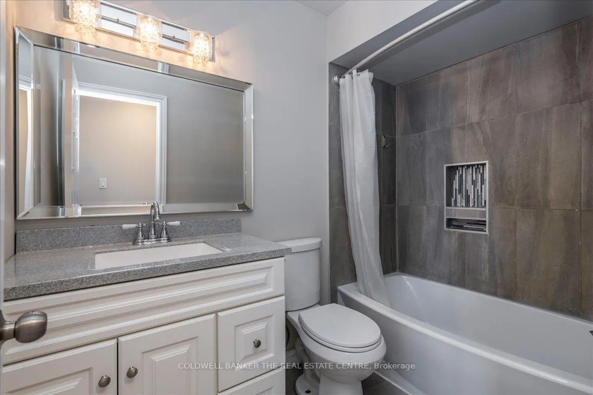 Photo 18 of 25 Coleman Drive, Barrie, Edgehill Drive — HOMEH
