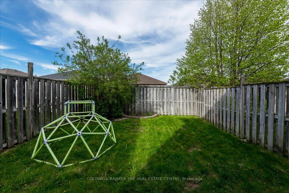 Photo 22 of 25 Coleman Drive, Barrie, Edgehill Drive — HOMEH
