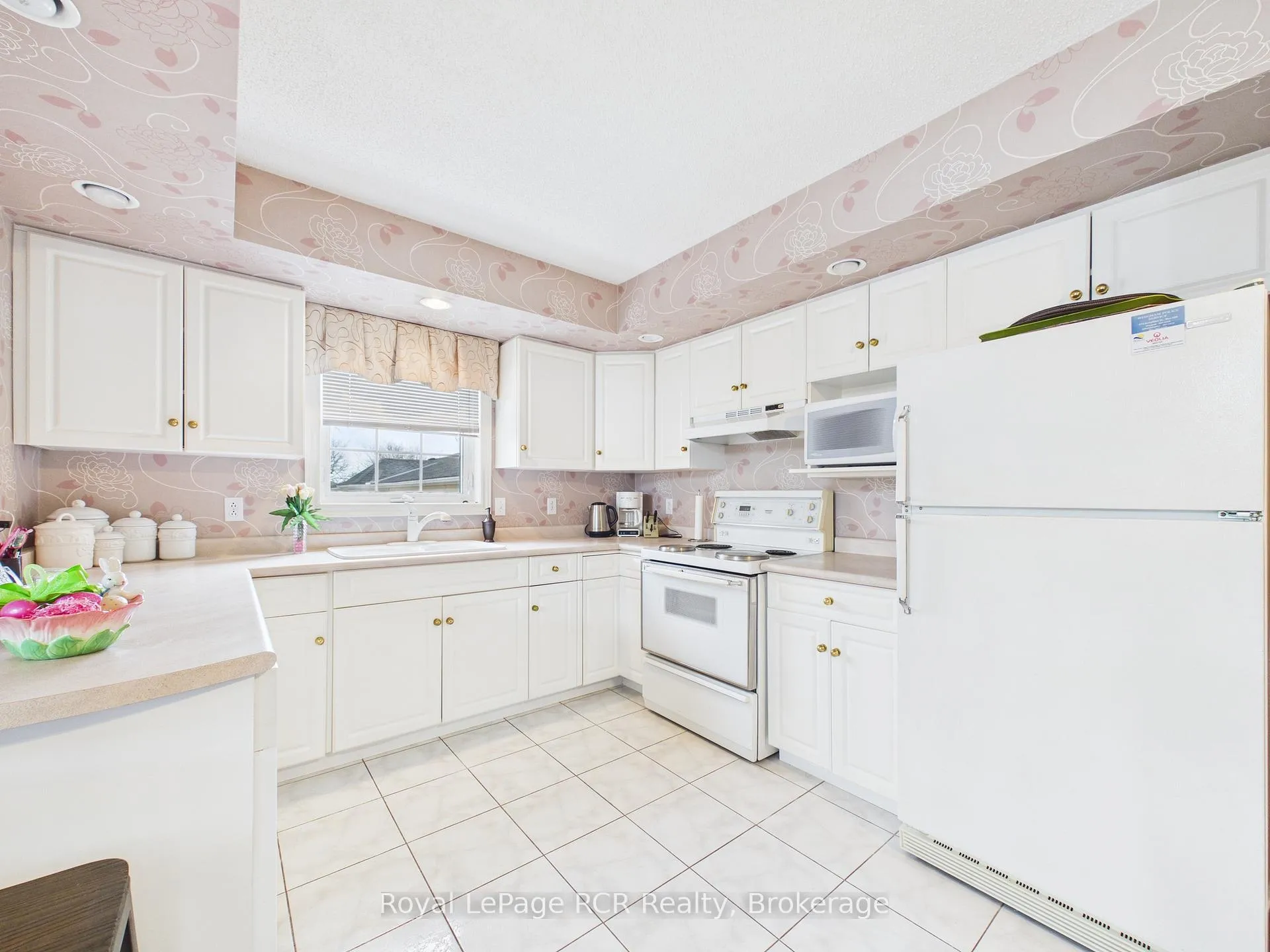 Photo 11 of 171 Charles Street, North Huron, Wingham — HOMEH