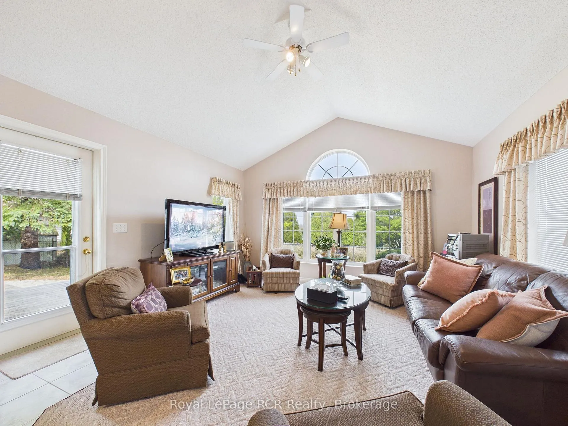 Photo 12 of 171 Charles Street, North Huron, Wingham — HOMEH