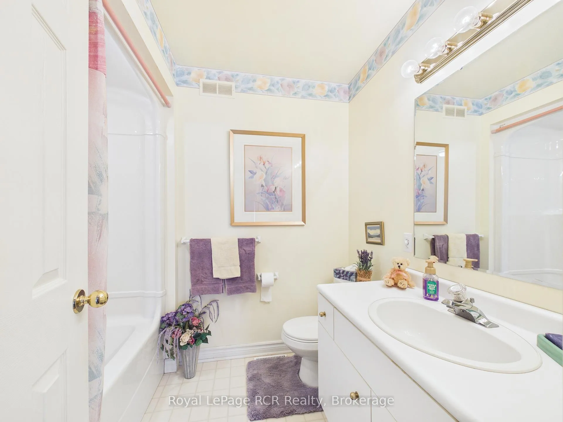 Photo 17 of 171 Charles Street, North Huron, Wingham — HOMEH