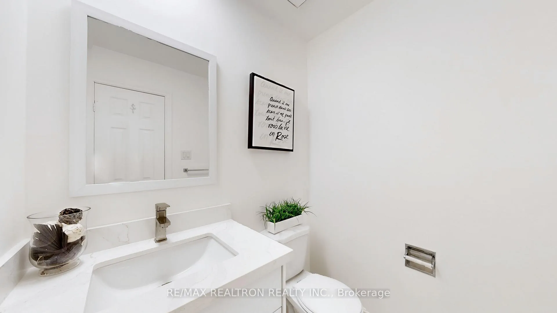 Photo 34 of 54 Central Park Drive, Markham, Markville — HOMEH