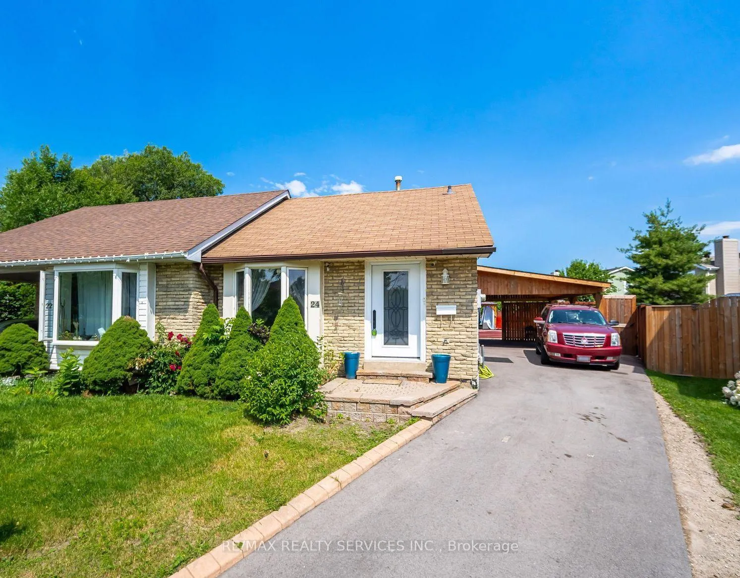 Photo 1 of 24 Kindle Court, Brampton, Heart Lake West — HOMEH