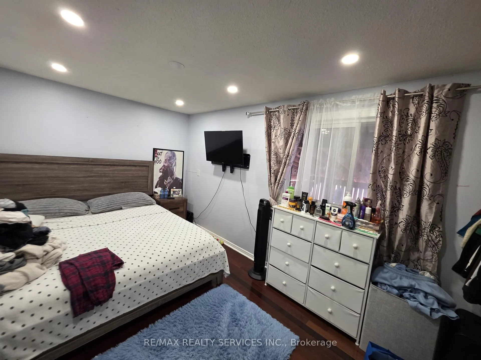 Photo 15 of 24 Kindle Court, Brampton, Heart Lake West — HOMEH