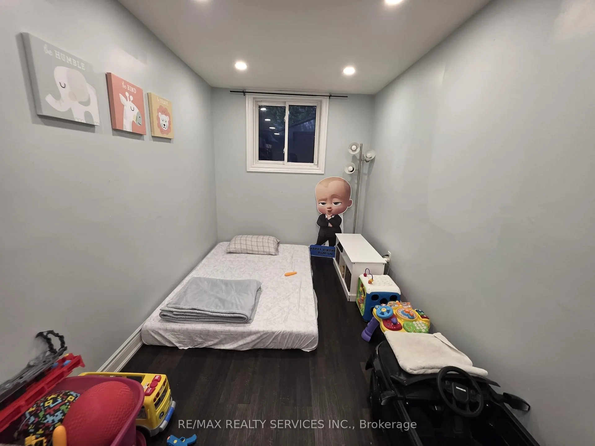 Photo 18 of 24 Kindle Court, Brampton, Heart Lake West — HOMEH