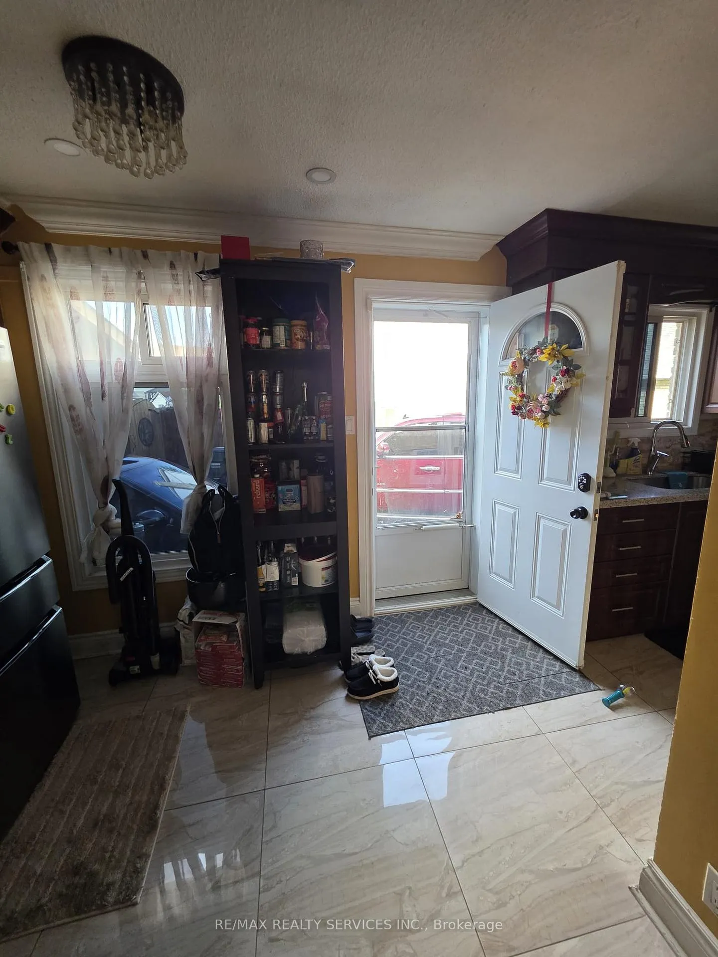 Photo 21 of 24 Kindle Court, Brampton, Heart Lake West — HOMEH