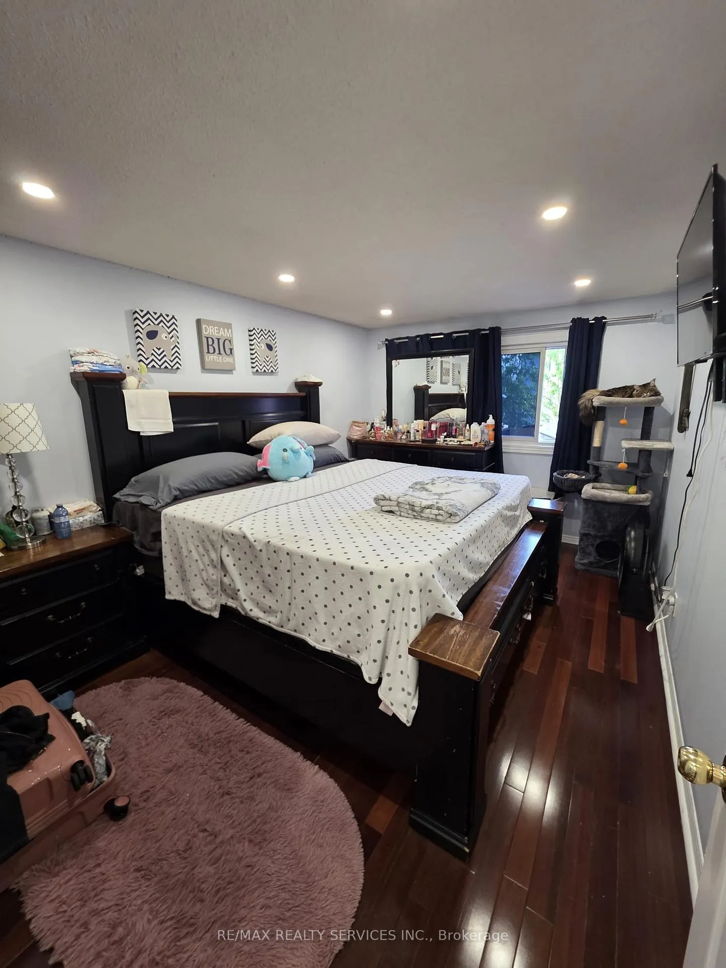 Photo 23 of 24 Kindle Court, Brampton, Heart Lake West — HOMEH