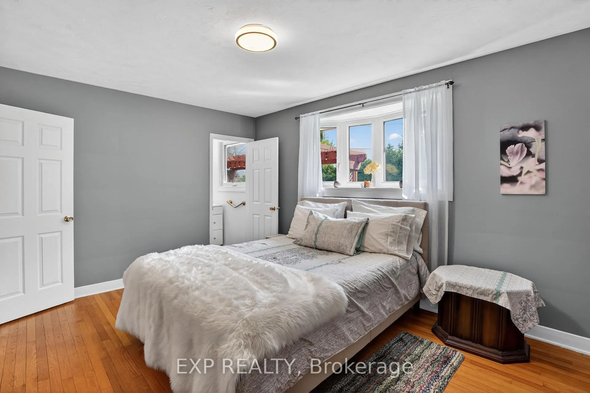 Photo 16 of 4 Wolmsley Crescent, Ottawa, Meadowlands/Crestview — HOMEH