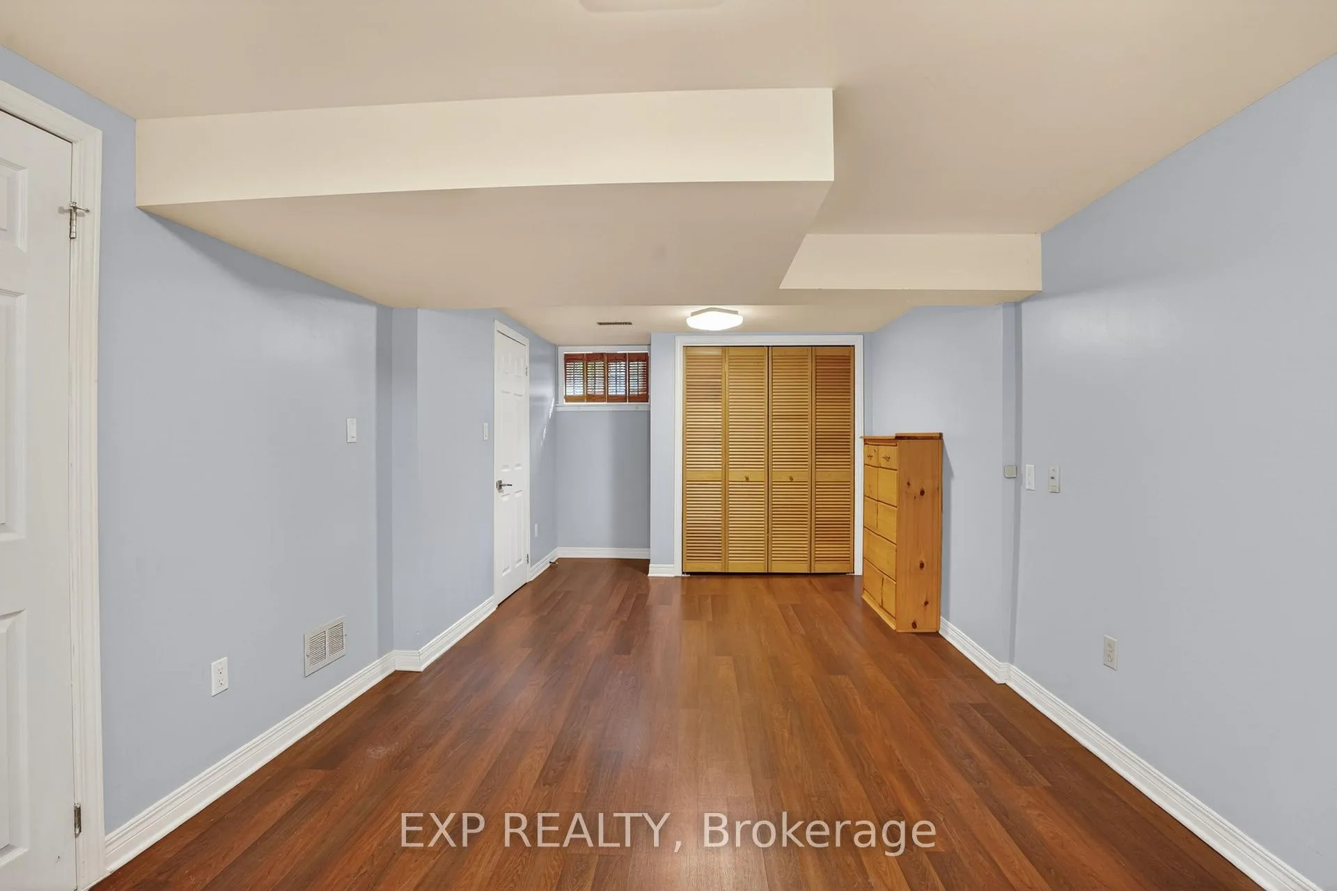 Photo 33 of 4 Wolmsley Crescent, Ottawa, Meadowlands/Crestview — HOMEH