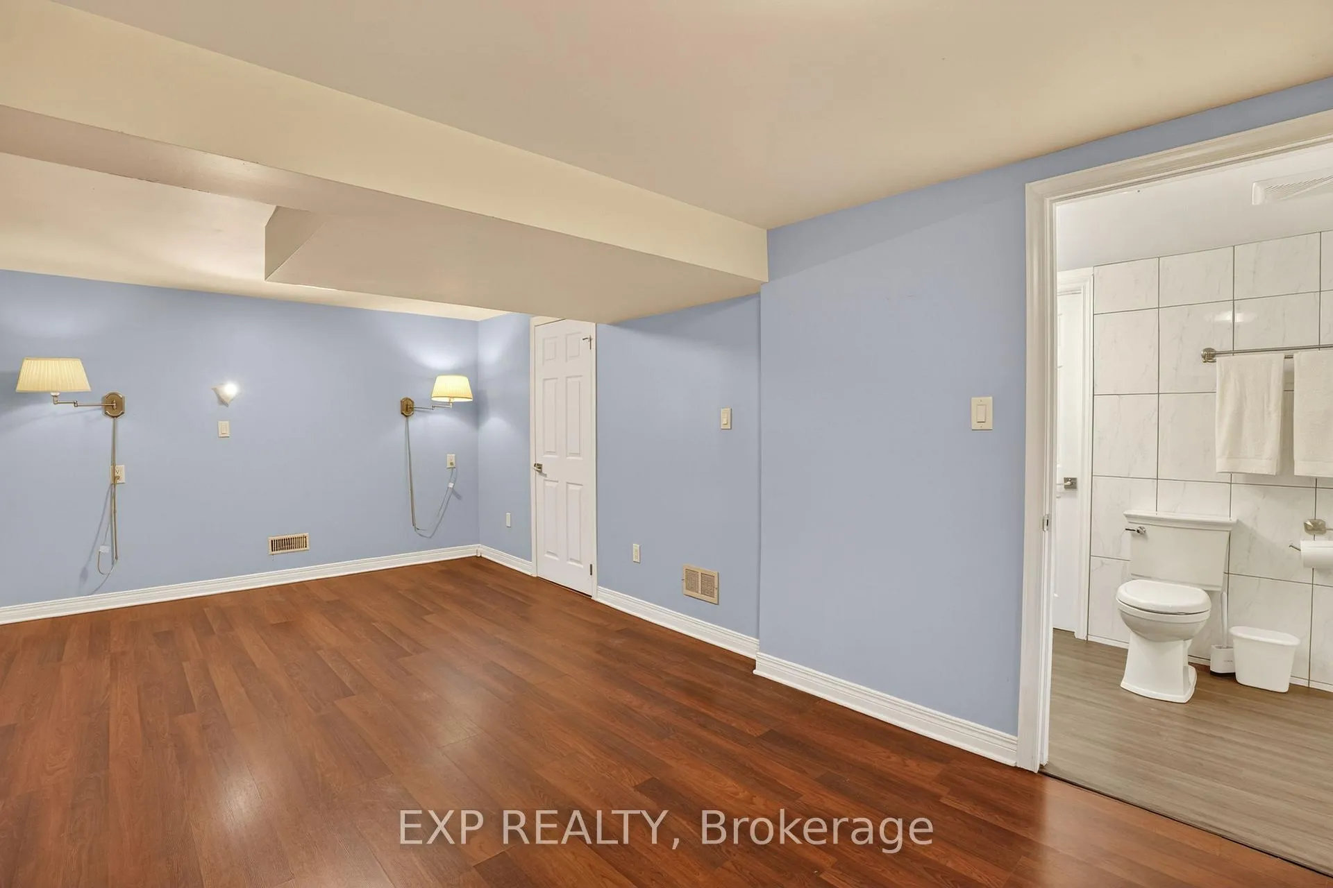 Photo 35 of 4 Wolmsley Crescent, Ottawa, Meadowlands/Crestview — HOMEH