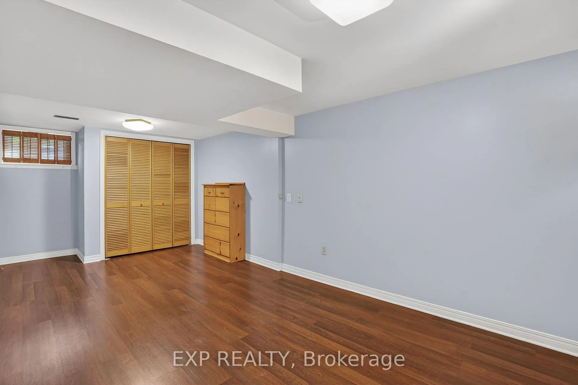 Photo 36 of 4 Wolmsley Crescent, Ottawa, Meadowlands/Crestview — HOMEH