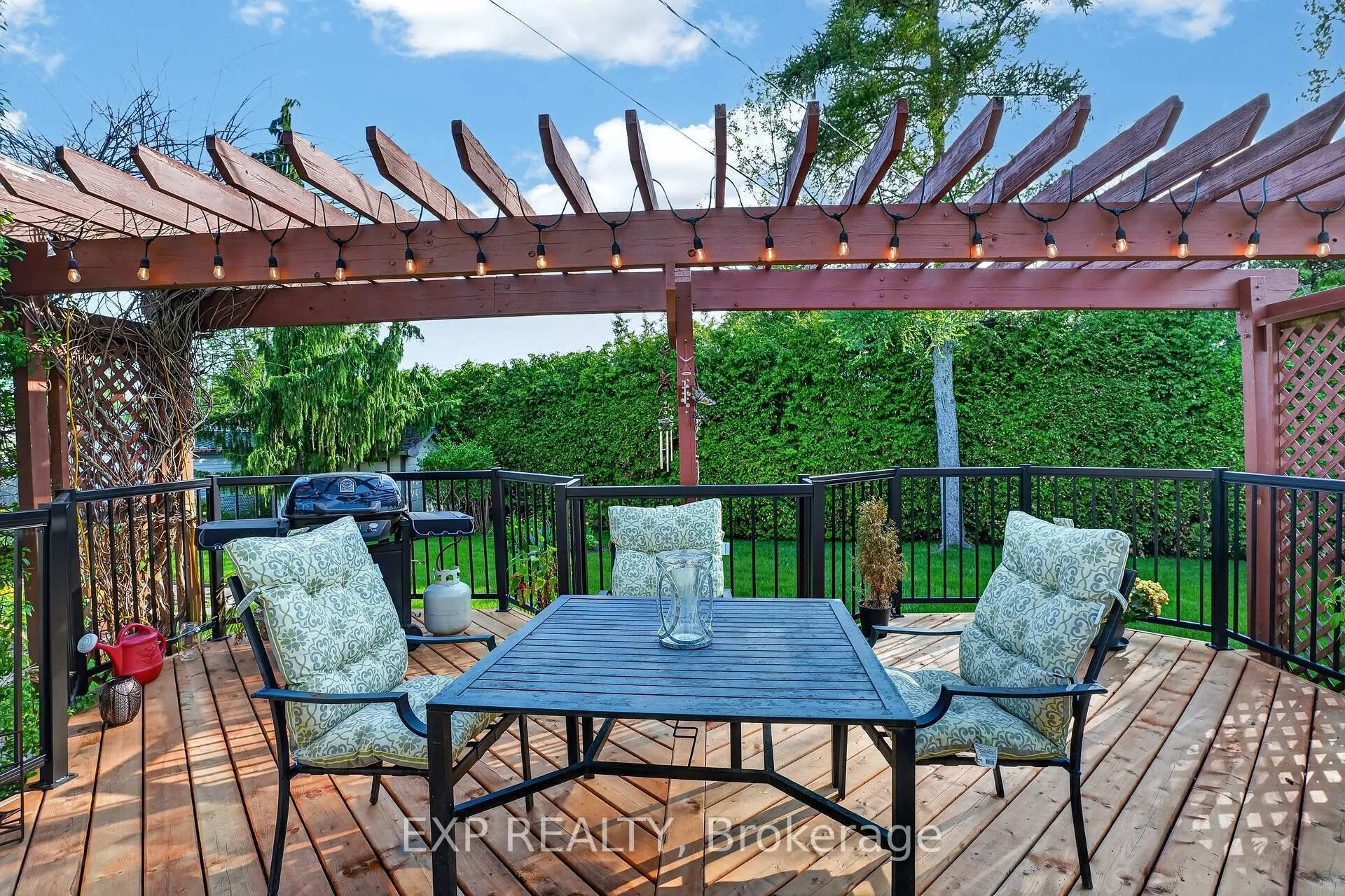 Photo 42 of 4 Wolmsley Crescent, Ottawa, Meadowlands/Crestview — HOMEH