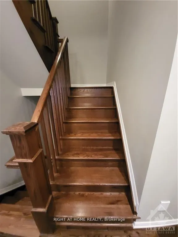Photo 12 of 70 Tapadero Avenue, Ottawa, Kanata - Emerald Meadows/Trailwest — HOMEH