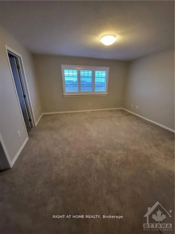 Photo 13 of 70 Tapadero Avenue, Ottawa, Kanata - Emerald Meadows/Trailwest — HOMEH