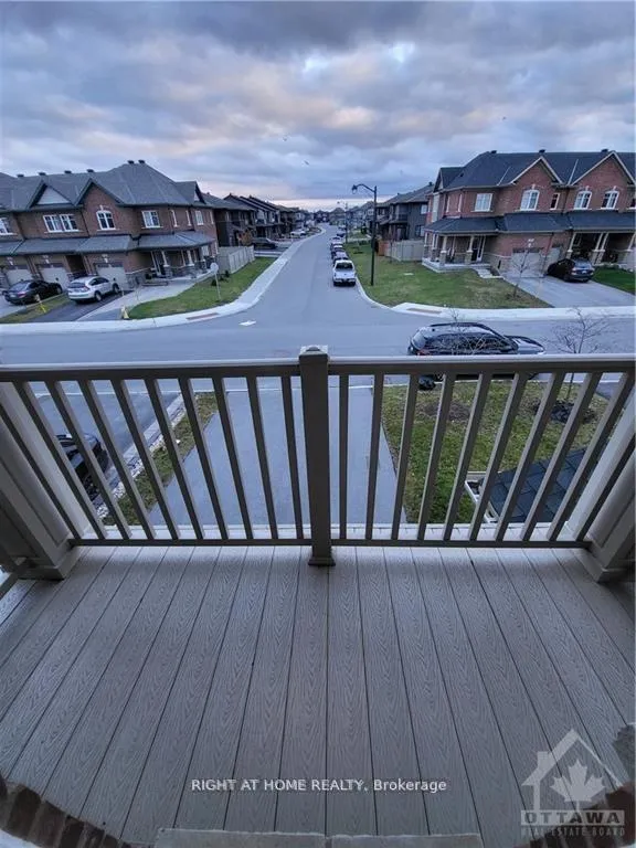 Photo 24 of 70 Tapadero Avenue, Ottawa, Kanata - Emerald Meadows/Trailwest — HOMEH