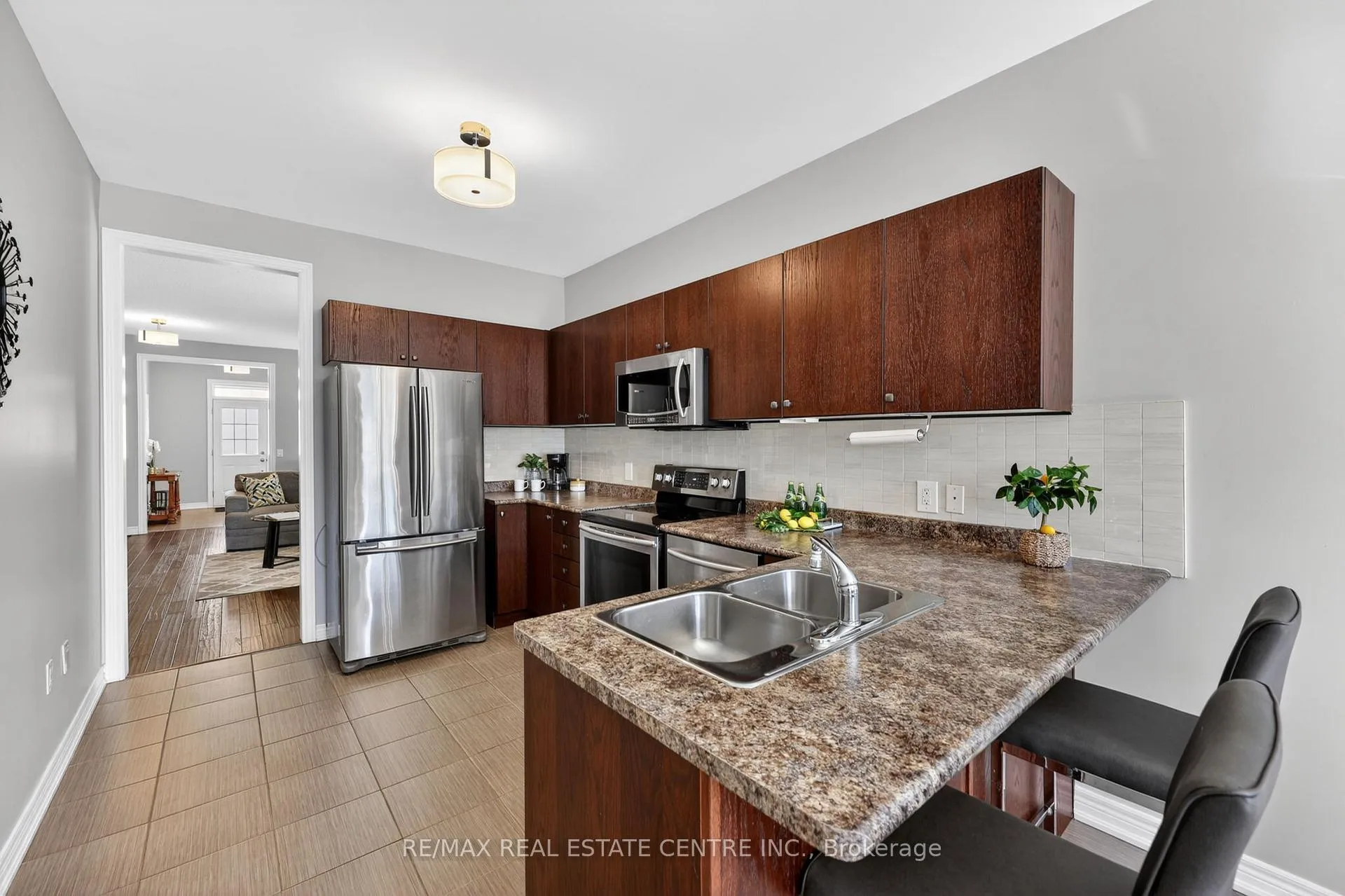 Photo 11 of 256 Johnson Drive, Shelburne — HOMEH