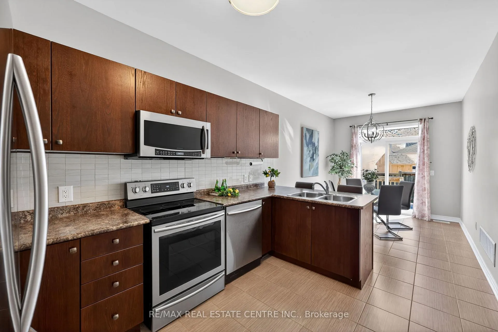 Photo 12 of 256 Johnson Drive, Shelburne — HOMEH