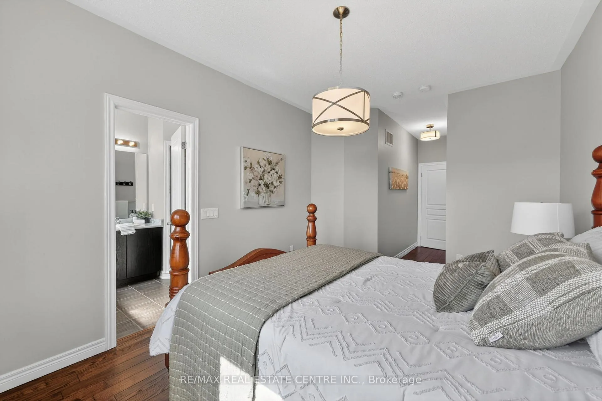 Photo 17 of 256 Johnson Drive, Shelburne — HOMEH