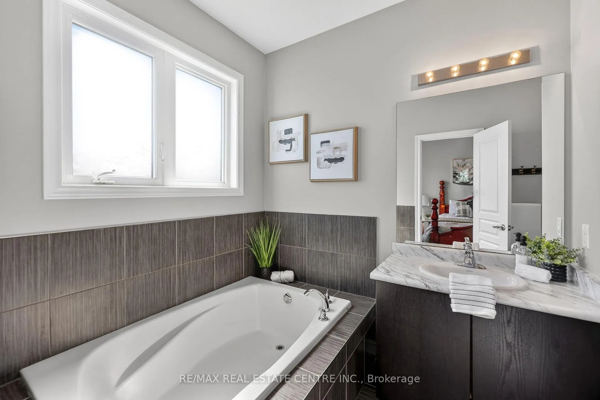 Photo 18 of 256 Johnson Drive, Shelburne — HOMEH