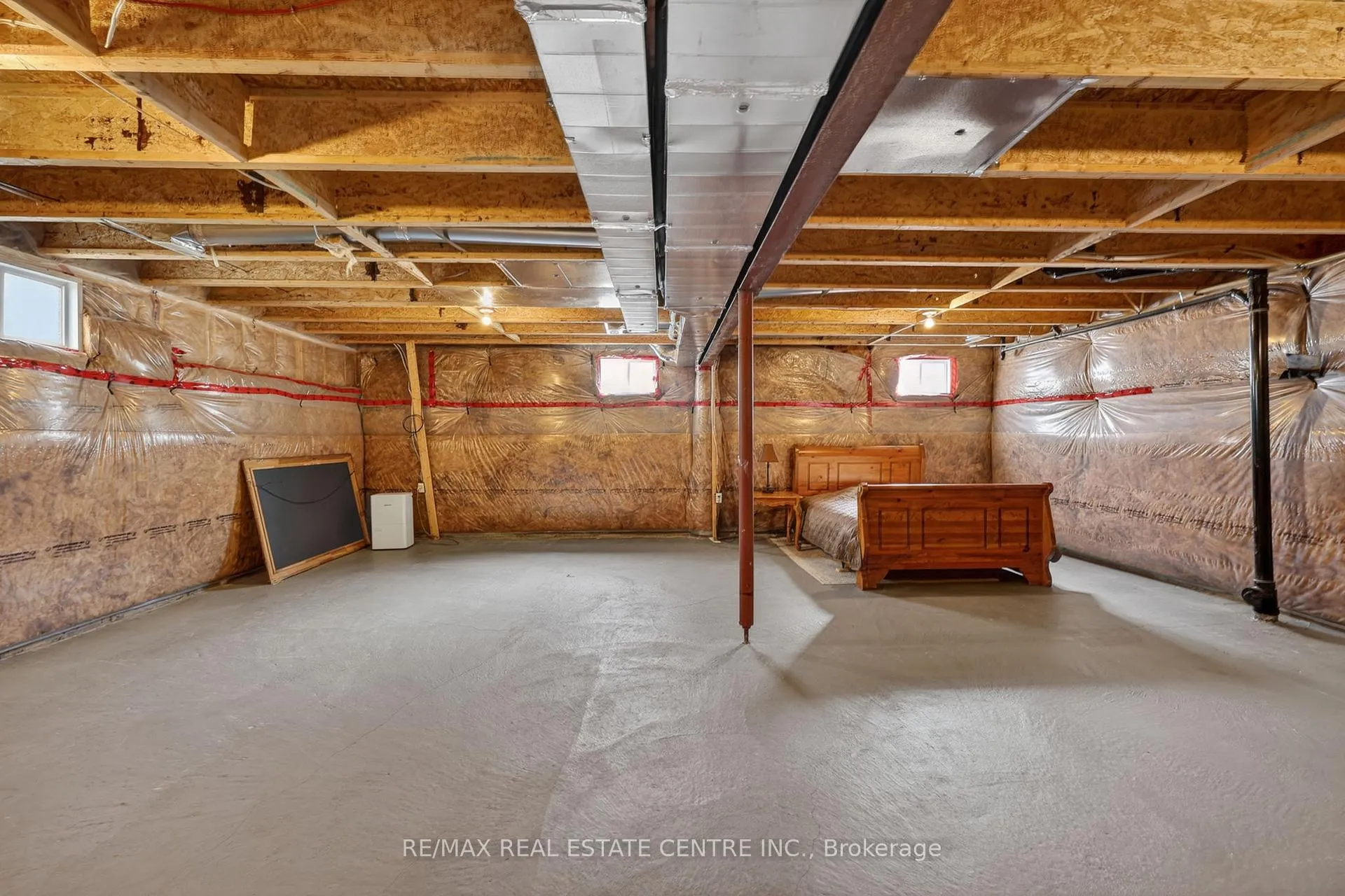 Photo 27 of 256 Johnson Drive, Shelburne — HOMEH