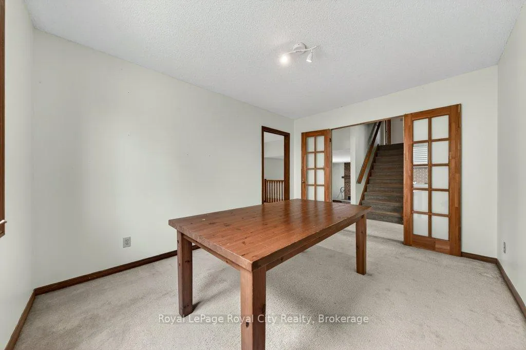 Photo 8 of 16 Mcelderry Road, Guelph, Kortright West — HOMEH