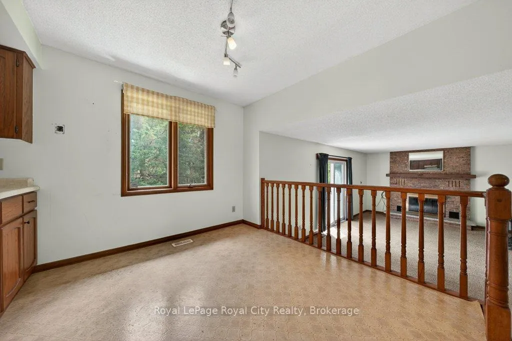 Photo 12 of 16 Mcelderry Road, Guelph, Kortright West — HOMEH