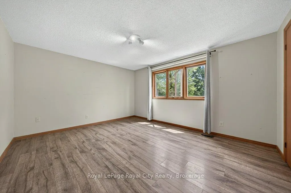 Photo 15 of 16 Mcelderry Road, Guelph, Kortright West — HOMEH