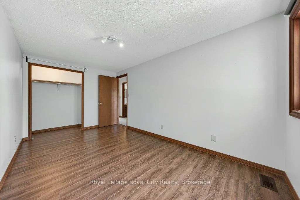 Photo 20 of 16 Mcelderry Road, Guelph, Kortright West — HOMEH