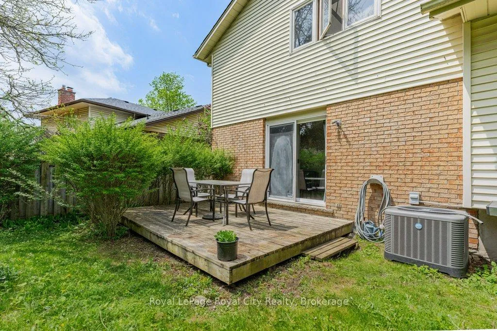 Photo 28 of 16 Mcelderry Road, Guelph, Kortright West — HOMEH