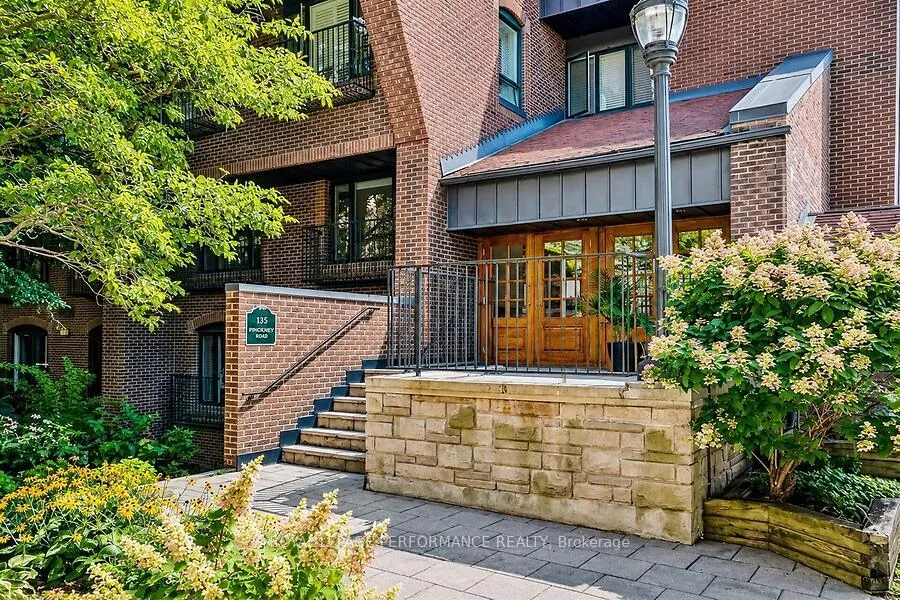 Photo 2 of Unit 10, 135 Springfield Avenue, Ottawa, Lindenlea — HOMEH