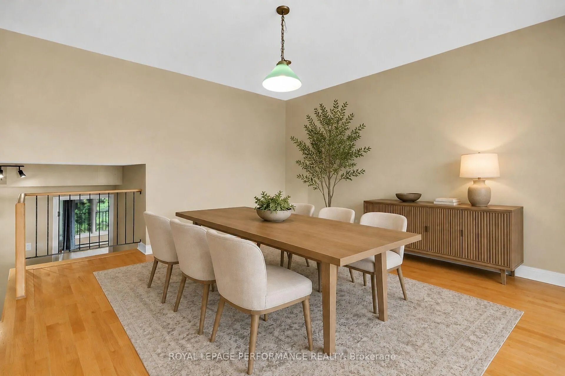 Photo 9 of Unit 10, 135 Springfield Avenue, Ottawa, Lindenlea — HOMEH