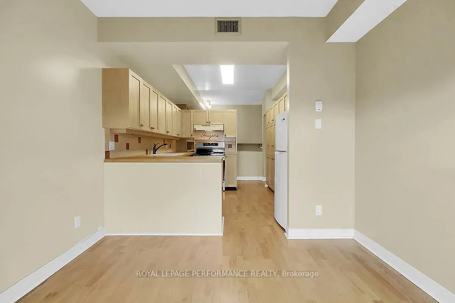 Photo 20 of Unit 10, 135 Springfield Avenue, Ottawa, Lindenlea — HOMEH