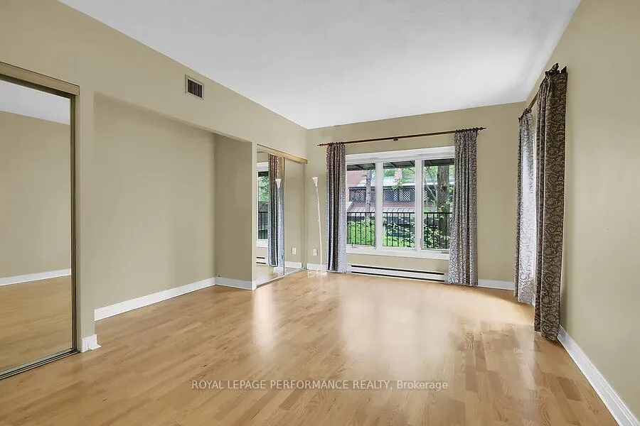 Photo 28 of Unit 10, 135 Springfield Avenue, Ottawa, Lindenlea — HOMEH