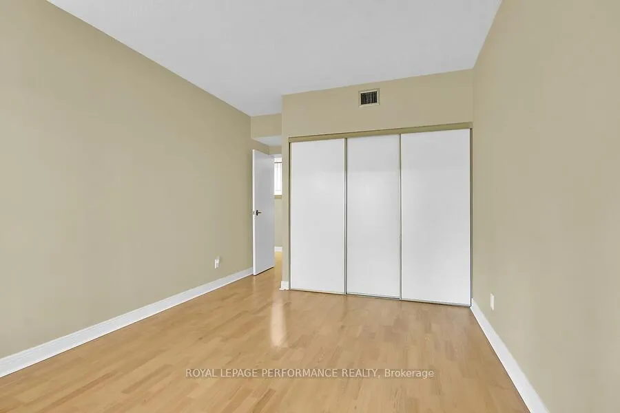 Photo 35 of Unit 10, 135 Springfield Avenue, Ottawa, Lindenlea — HOMEH