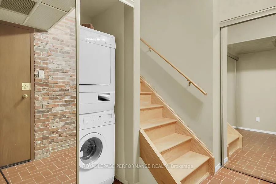 Photo 40 of Unit 10, 135 Springfield Avenue, Ottawa, Lindenlea — HOMEH