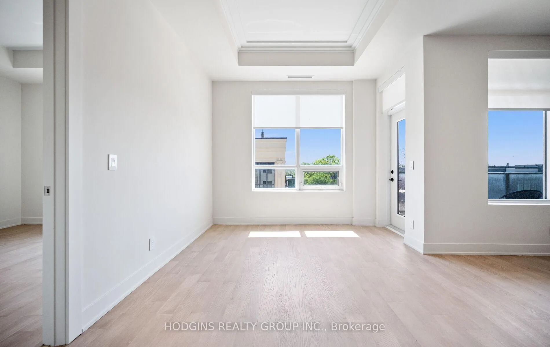 Photo 13 of Unit 414, 123 Maurice Drive, Oakville, Central — HOMEH