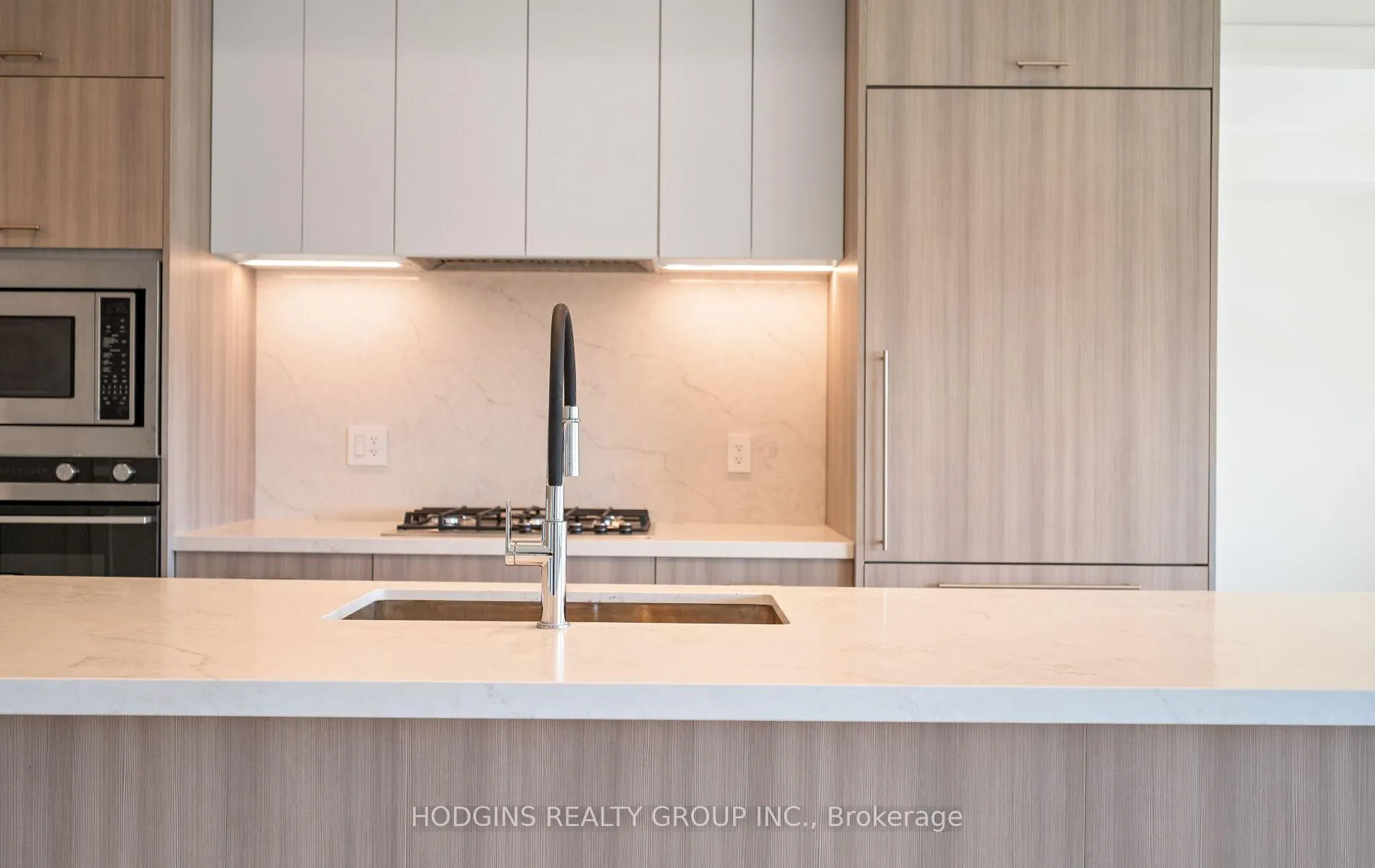 Photo 15 of Unit 414, 123 Maurice Drive, Oakville, Central — HOMEH